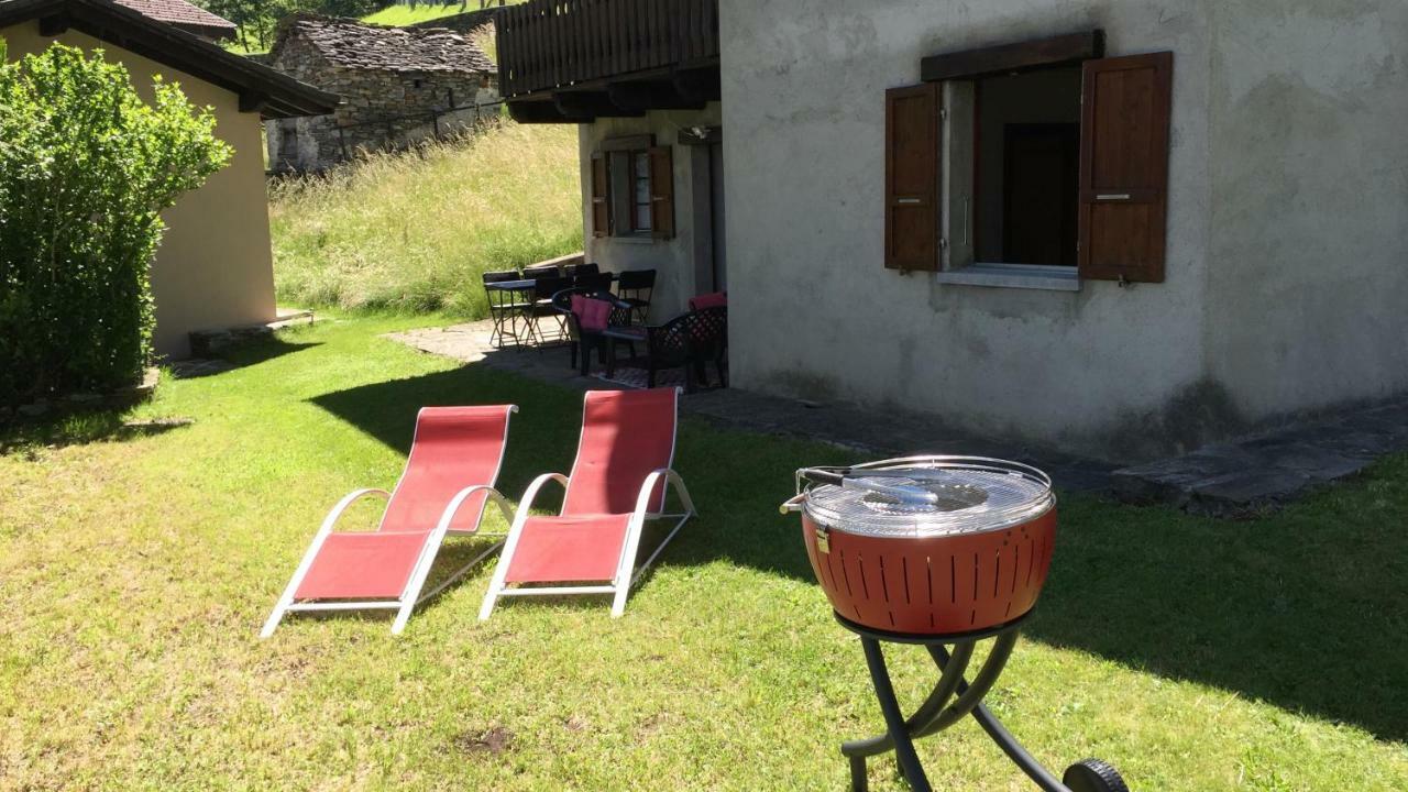Ferienwohnung Rustico Ai Monti Cadenazzo Eksteriør bilde